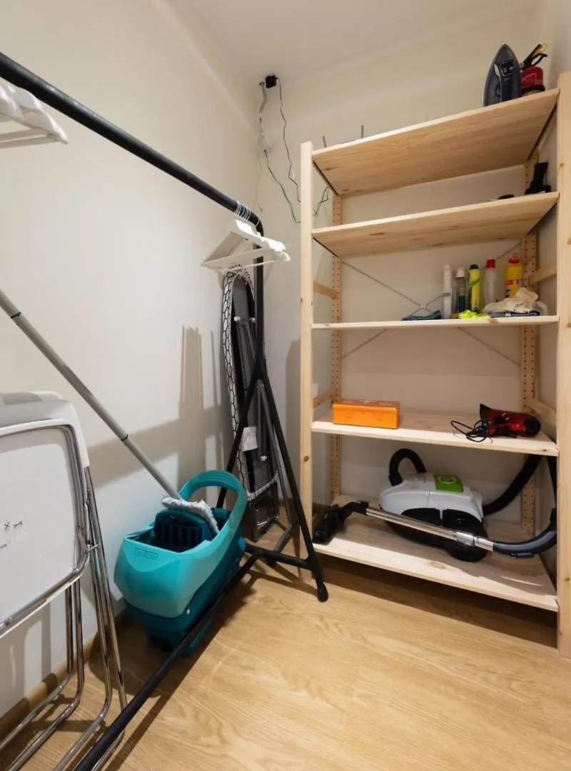 Large Apartment Prosek - Your Second Home! Praga 0*,