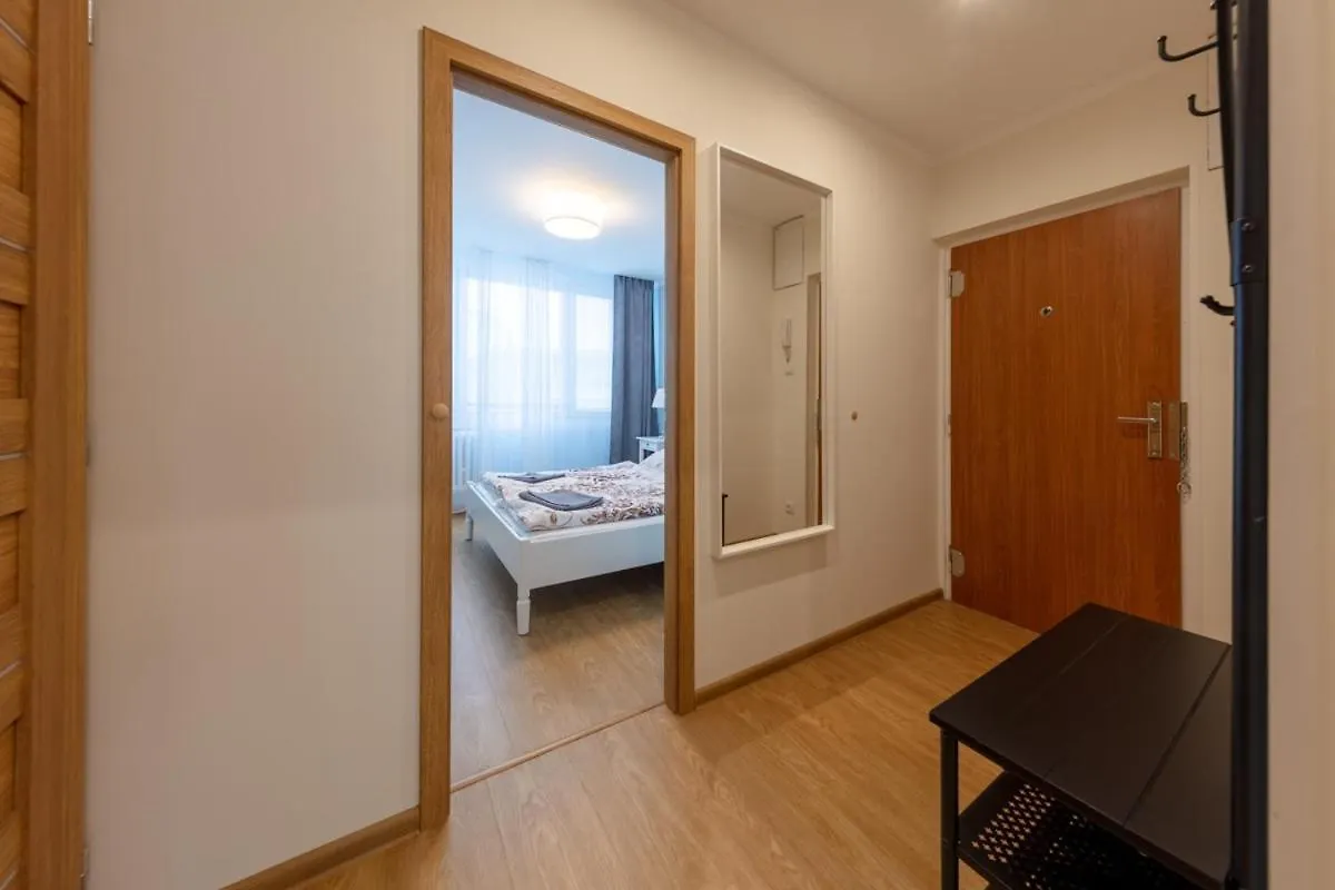 Large Apartment Prosek - Your Second Home! Prague