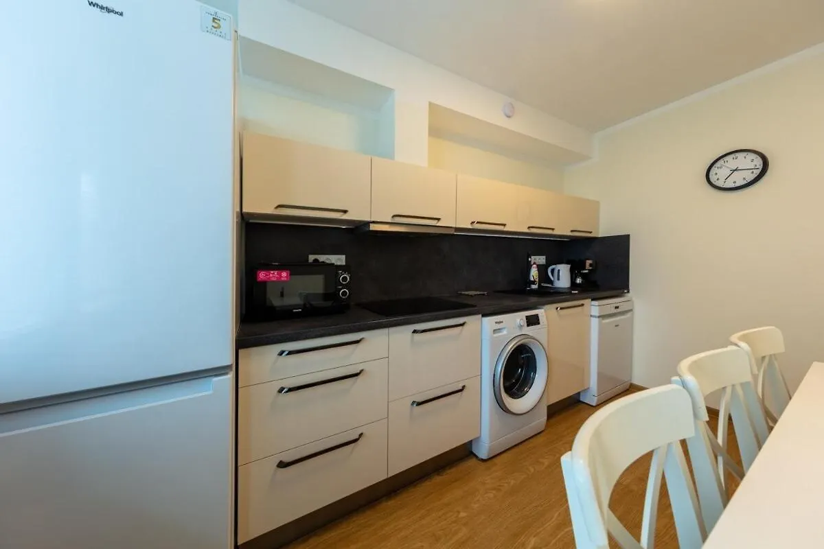 Large Apartment Prosek - Your Second Home! Prague