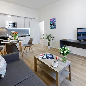 4* شقة فندقية أجنحة داون تاون يوجوسلافسكا