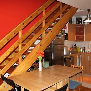 Apartmán Sunny Two-story Kyje, Praha